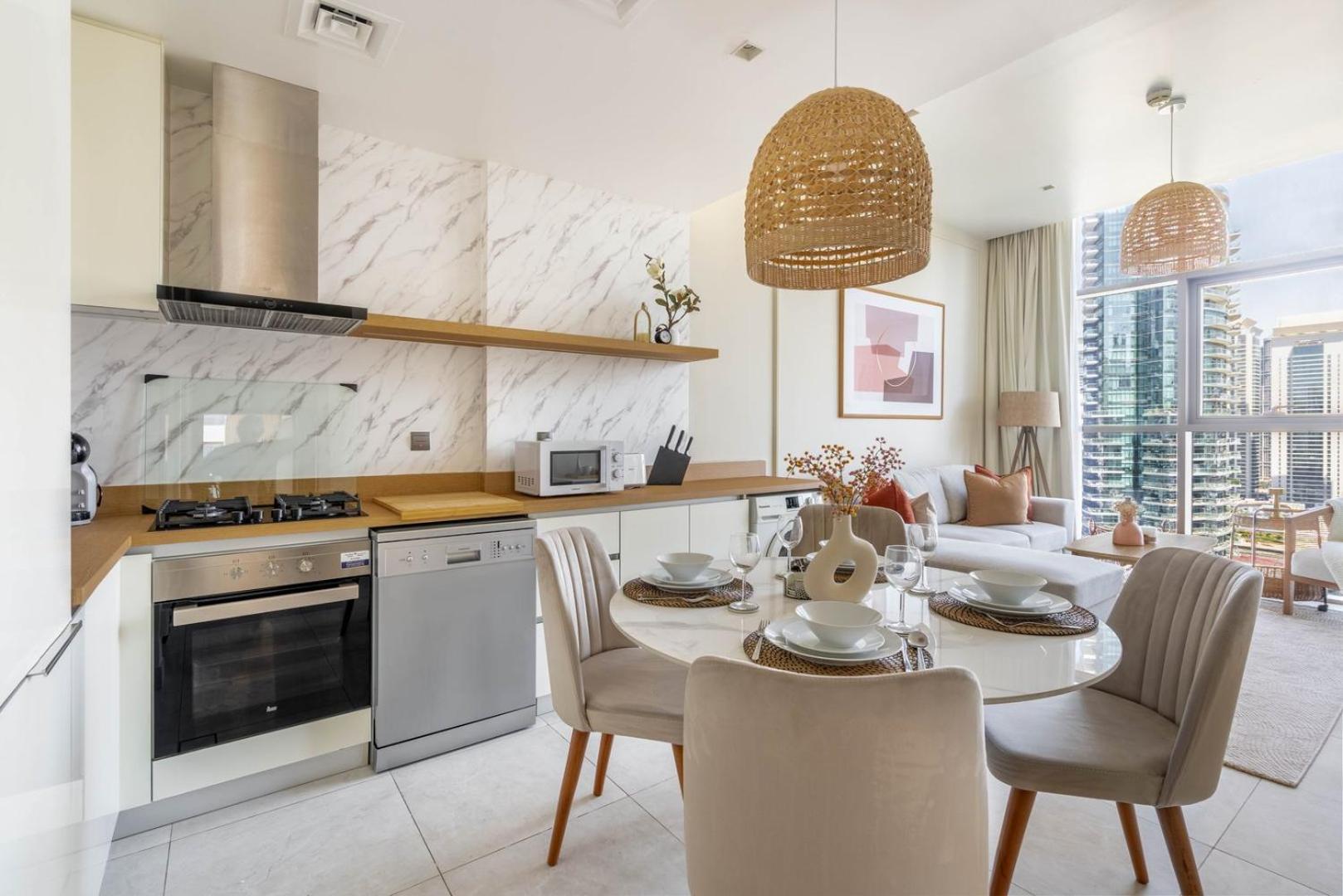 Guestready Homes - Boho Marina Dream Apartment
